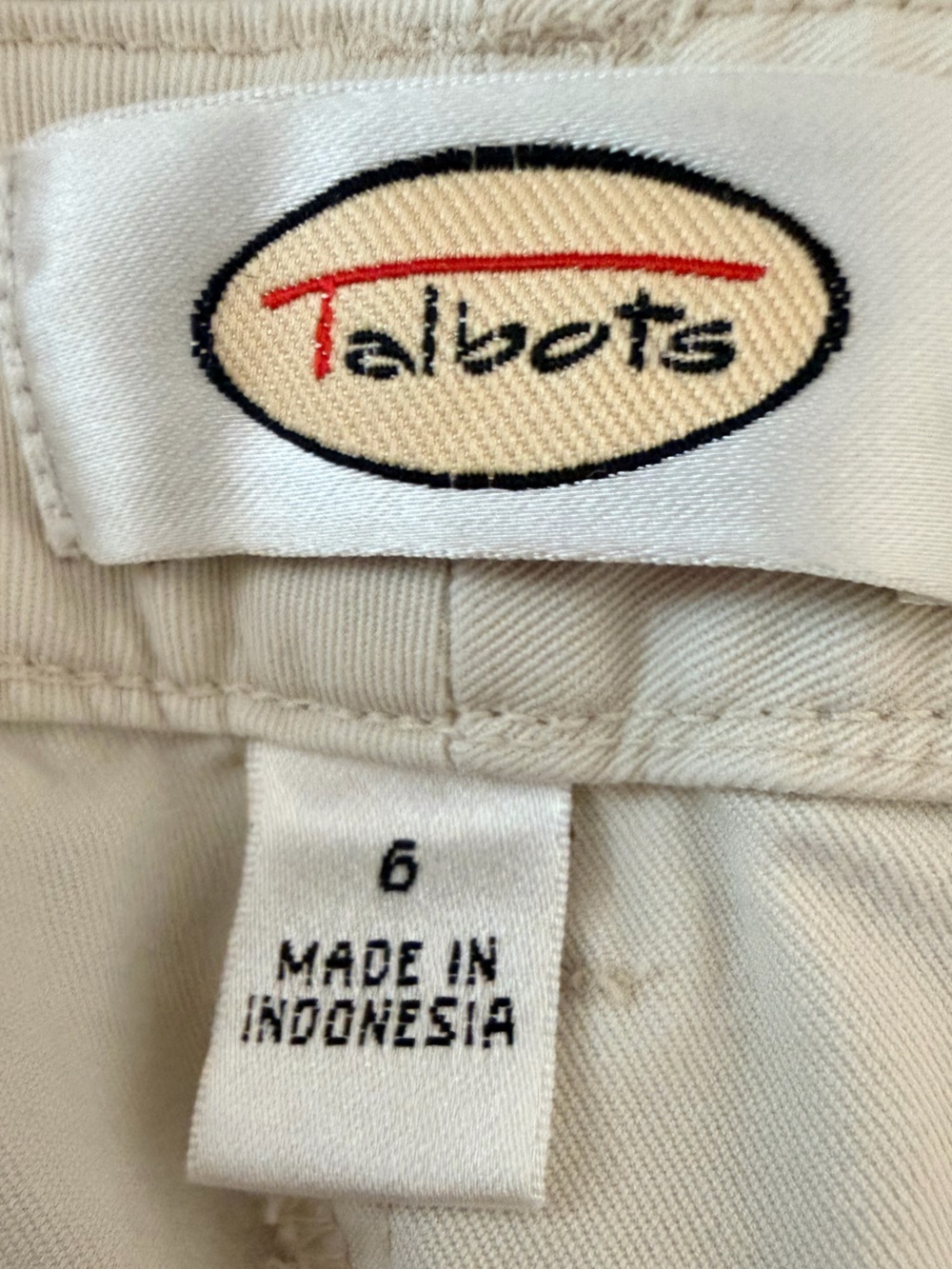 Talbots Cropped Wide-Leg Pants in Beige - Picture 4 of 5